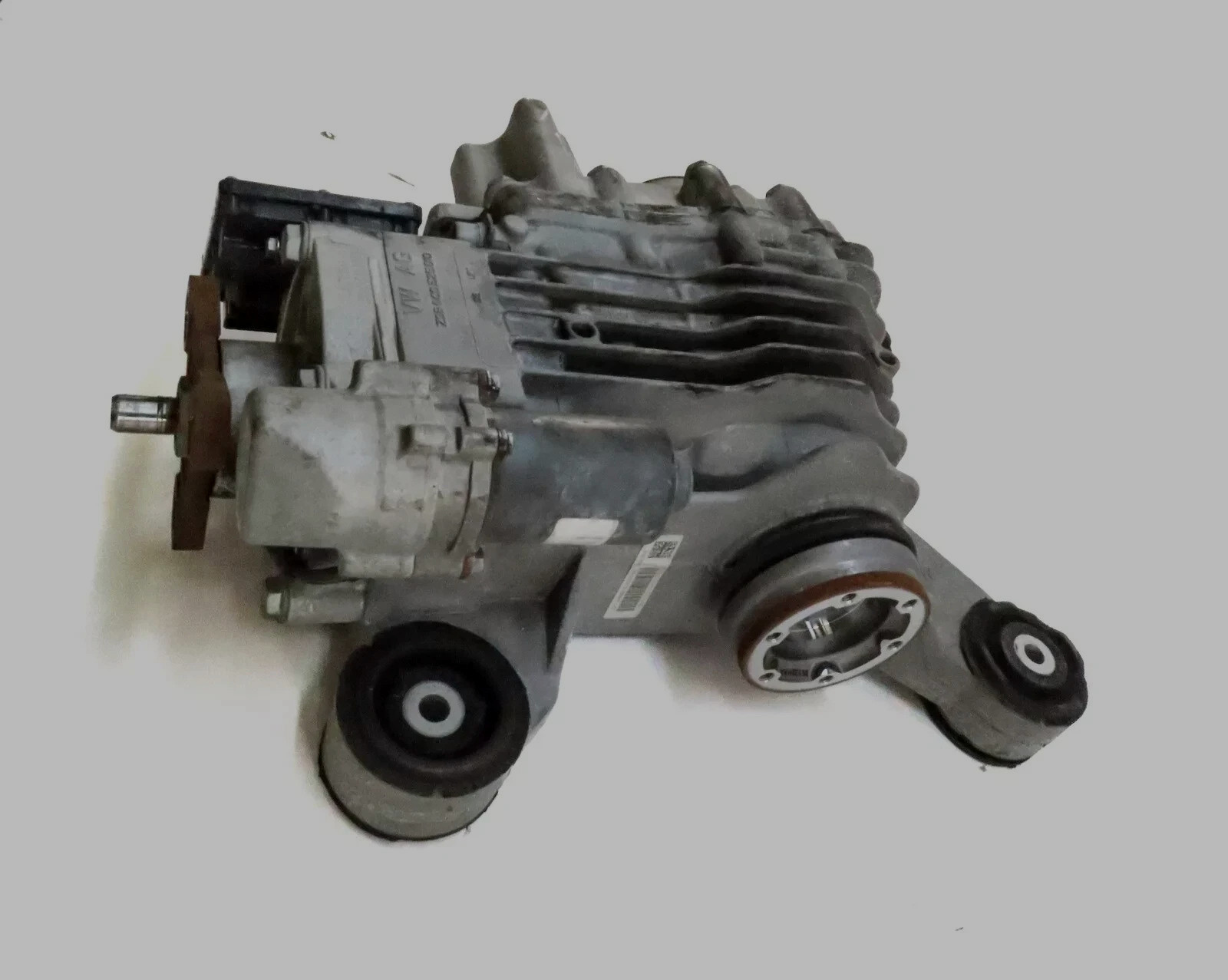 2015-2016 Audi A3 Genuine OEM Rear Differential Carrier Assembly/Wrnty