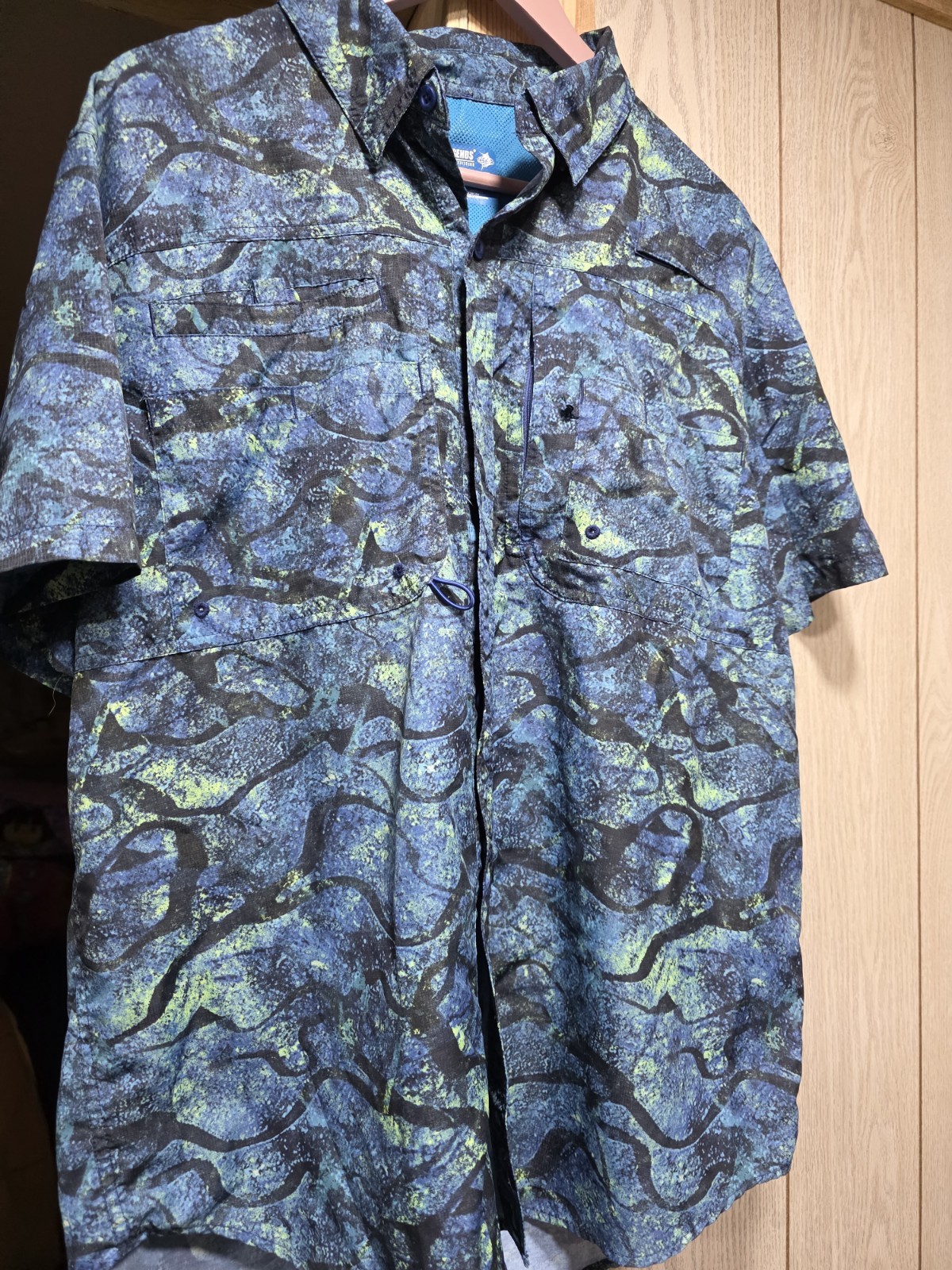 REEL LEGENDS SALTWATER II Mens L Vented Bl/Gr/Bl Short Sleeve Button-up Vented REEL LEGENDS SALTWATER II Mens L Vented Bl/Gr/Bl Short Sleeve Button-up Vented