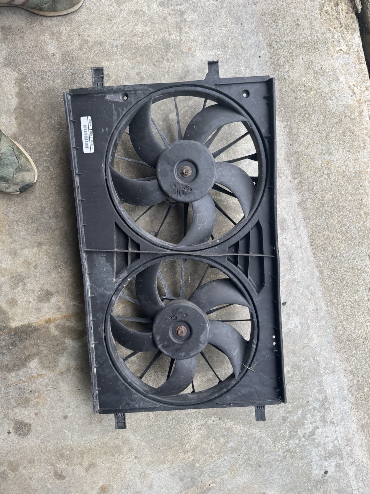 2011-2014 Dodge Avenger Cooling Fan Assembly Factory Mopar 2011-2014 Dodge Avenger Cooling Fan Assembly Factory Mopar