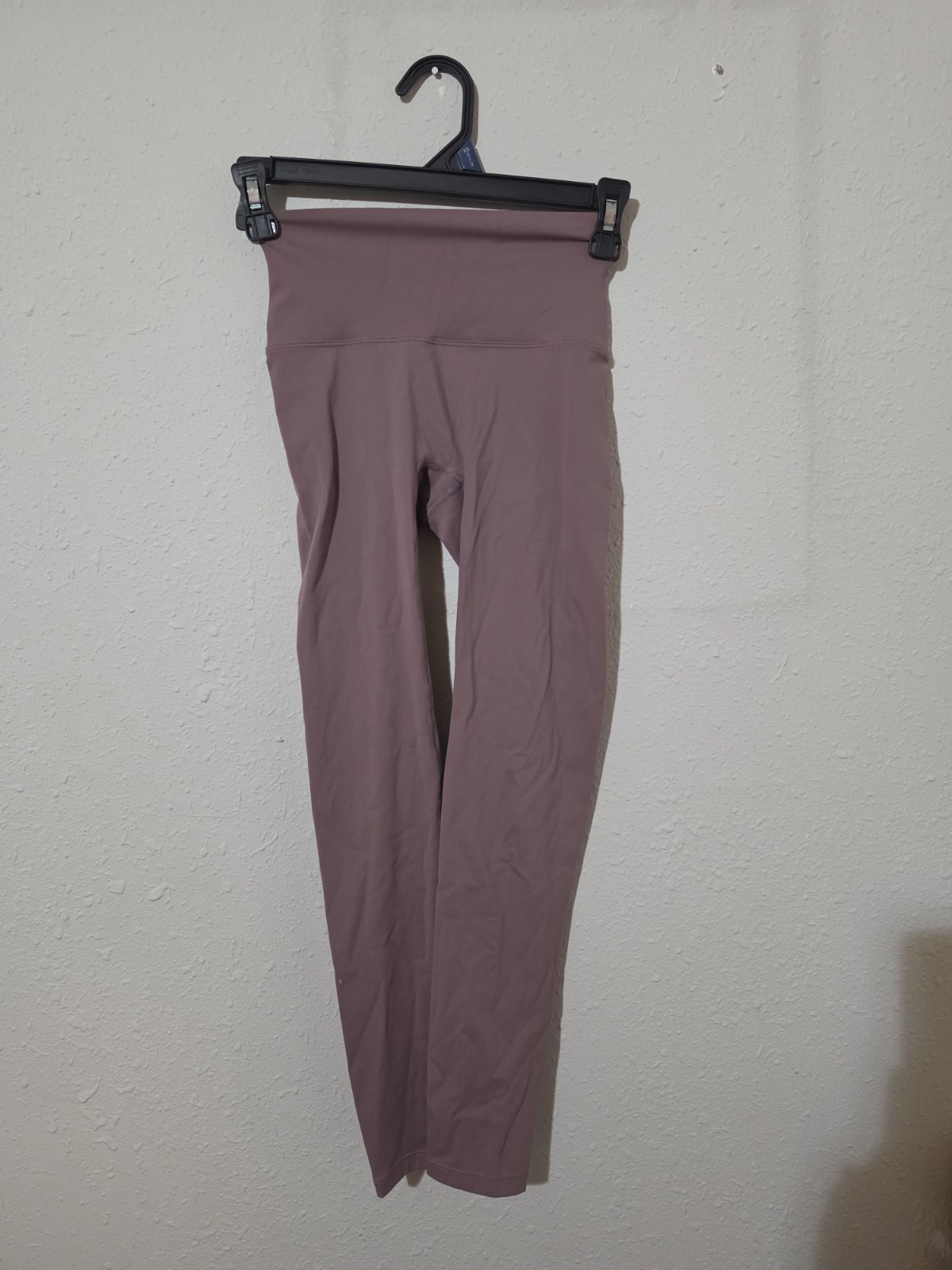 lululemon high rise full length leggings size 0 in lululemon high rise full length leggings size 0 in