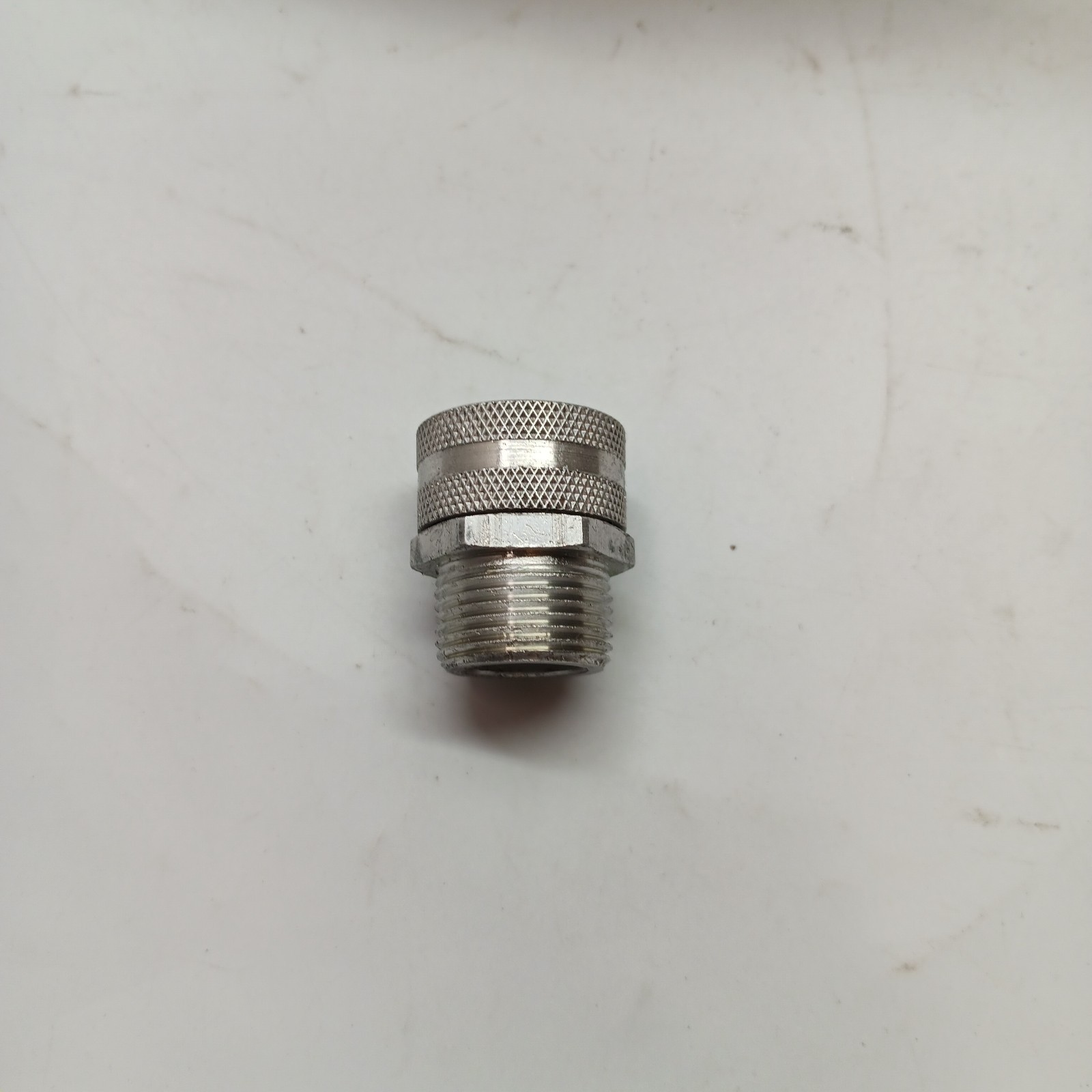 Appleton Electric CRN75 Imc Drain, 3/4 In, Threaded, Aluminum, Plain, Silver 1pc Appleton Electric CRN75 Imc Drain, 3/4 In, Threaded, Aluminum, Plain, Silver 1pc