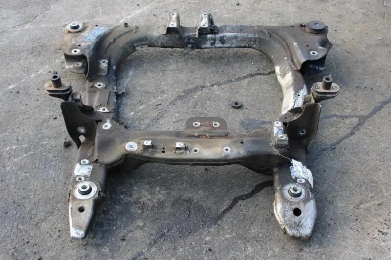 2004-2006 Acura TL Engine Cradle Crossmember Sub Frame Front 3.2L 6 cylinder (2)