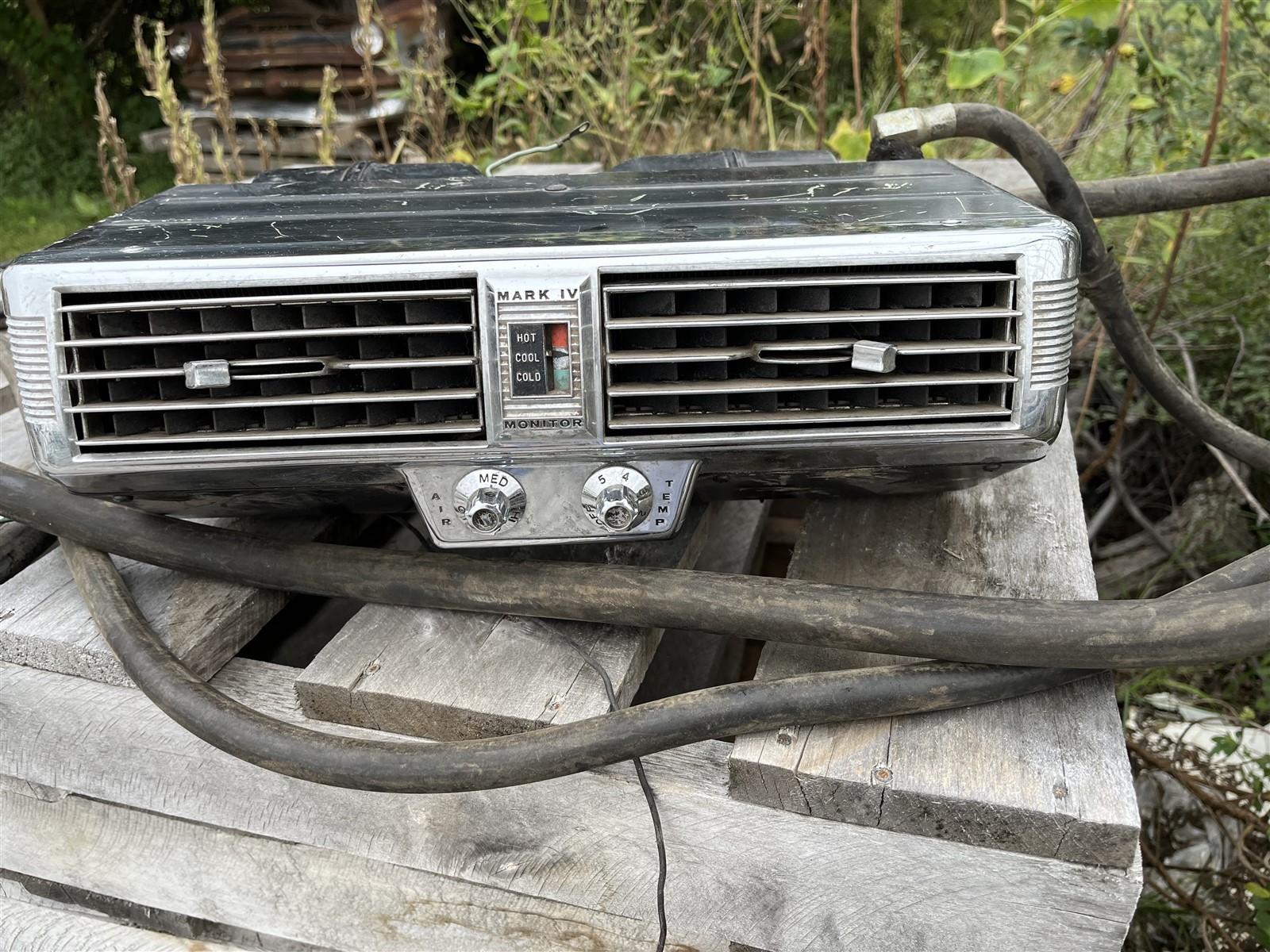 Mark IV Under Dash Vintage Air Conditioning Unit A/C
