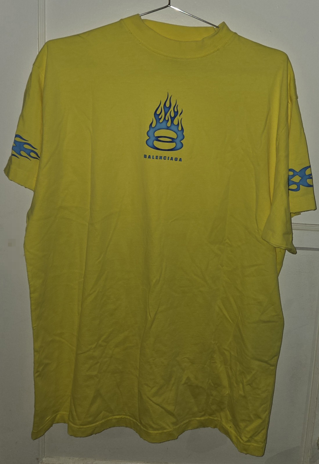 Balenciaga Oversized Burning Unity T-Shirt Yellow Size 1 Balenciaga Oversized Burning Unity T-Shirt Yellow Size 1