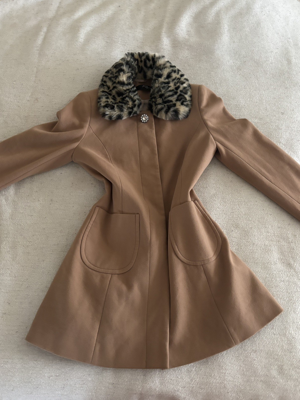 Y2K Vintage Jane Norman Camel Princess Coat - Leopard Faux Fur Collar size 10 Y2K Vintage Jane Norman Camel Princess Coat - Leopard Faux Fur Collar size 10