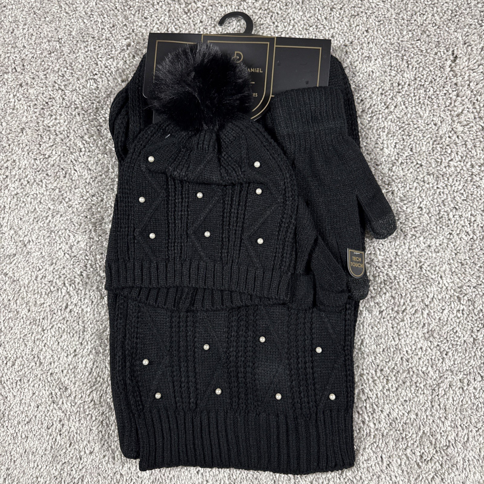NWT Charlotte Daniel Scarf, Hat, Gloves Set Black With Pearl Accents Women’s NWT Charlotte Daniel Scarf, Hat, Gloves Set Black With Pearl Accents Women’s