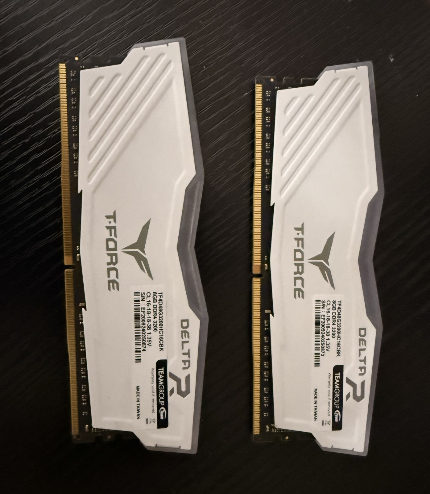 TEAMGROUP T-Force Delta RGB 16GB (2×8GB) DDR4-3200 CL16, model TF4D48G3200HC16CB TEAMGROUP T-Force Delta RGB 16GB (2×8GB) DDR4-3200 CL16, model TF4D48G3200HC16CB