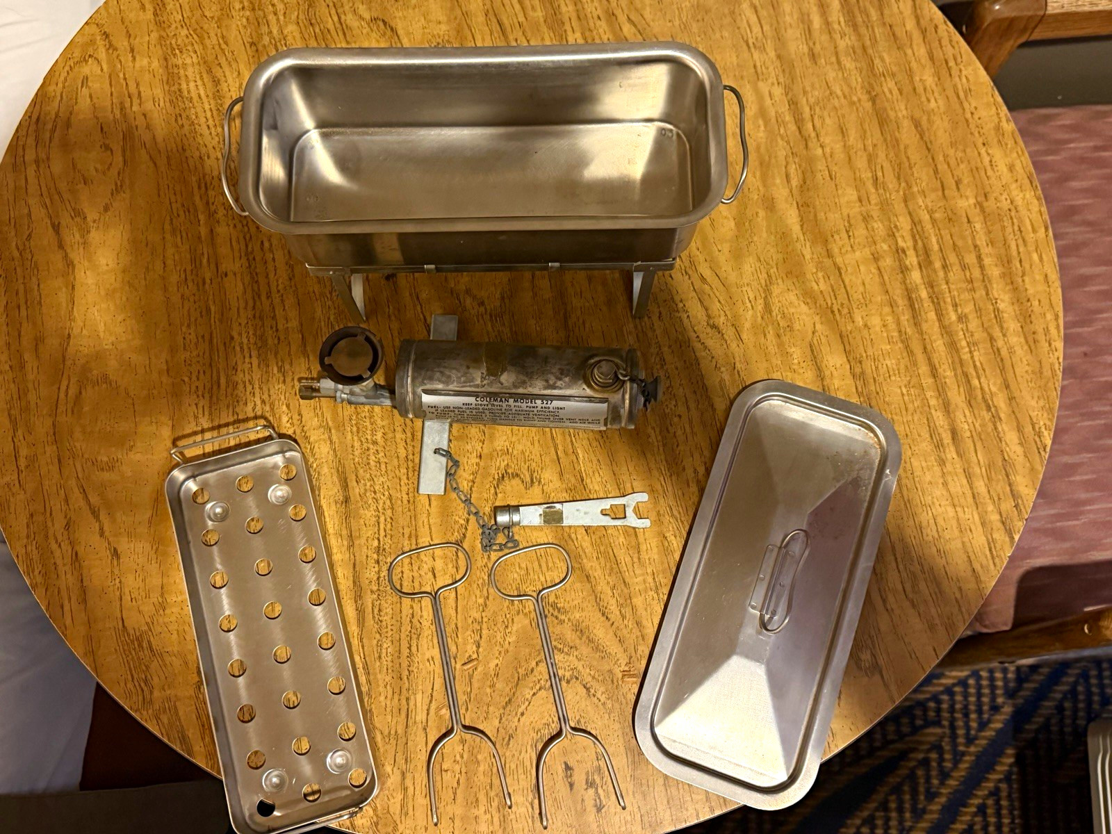 Coleman Model 527 Single Burner sterilization Kit w/ Manual WW2 ERA Coleman Model 527 Single Burner sterilization Kit w/ Manual WW2 ERA