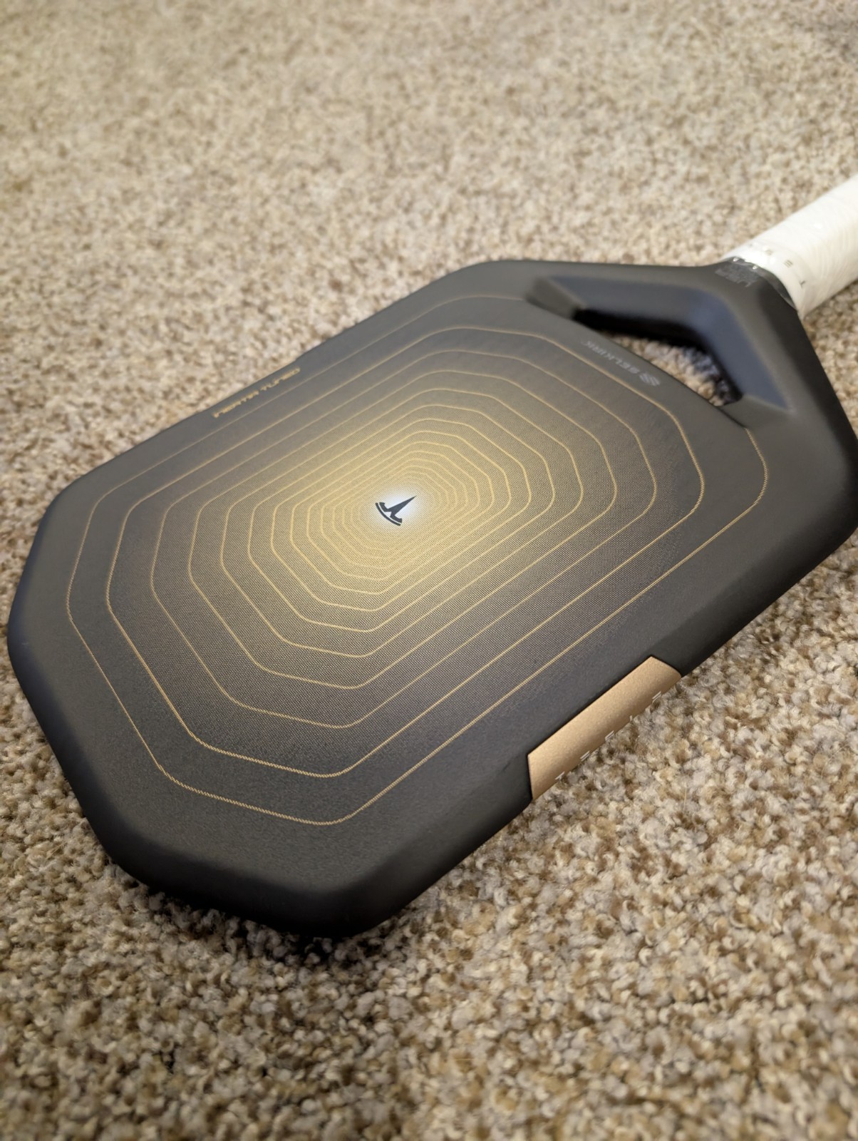 Tesla x Selkirk Aurum Pickleball Paddle Limited Edition MOI System SOLD OUT 