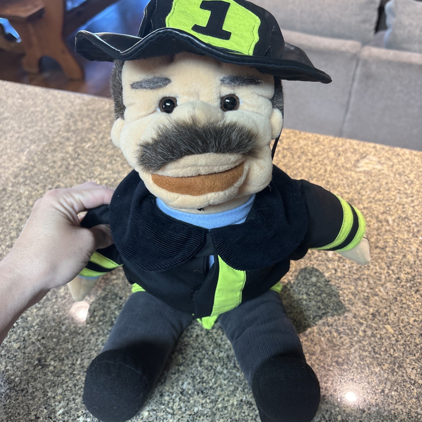 FOLKMANIS FOLKTAILS FIREMAN PLUSH Hand PUPPET 20\ FOLKMANIS FOLKTAILS FIREMAN PLUSH Hand PUPPET 20\
