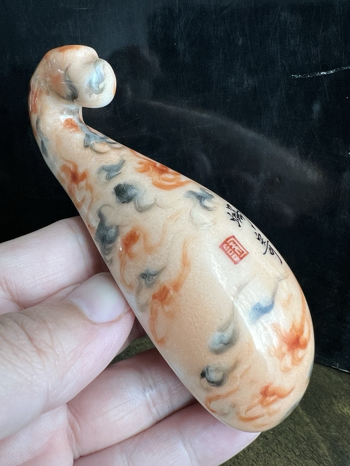 Old Chinese Porcelain Colored Belt Hook Old Chinese Porcelain Colored Belt Hook