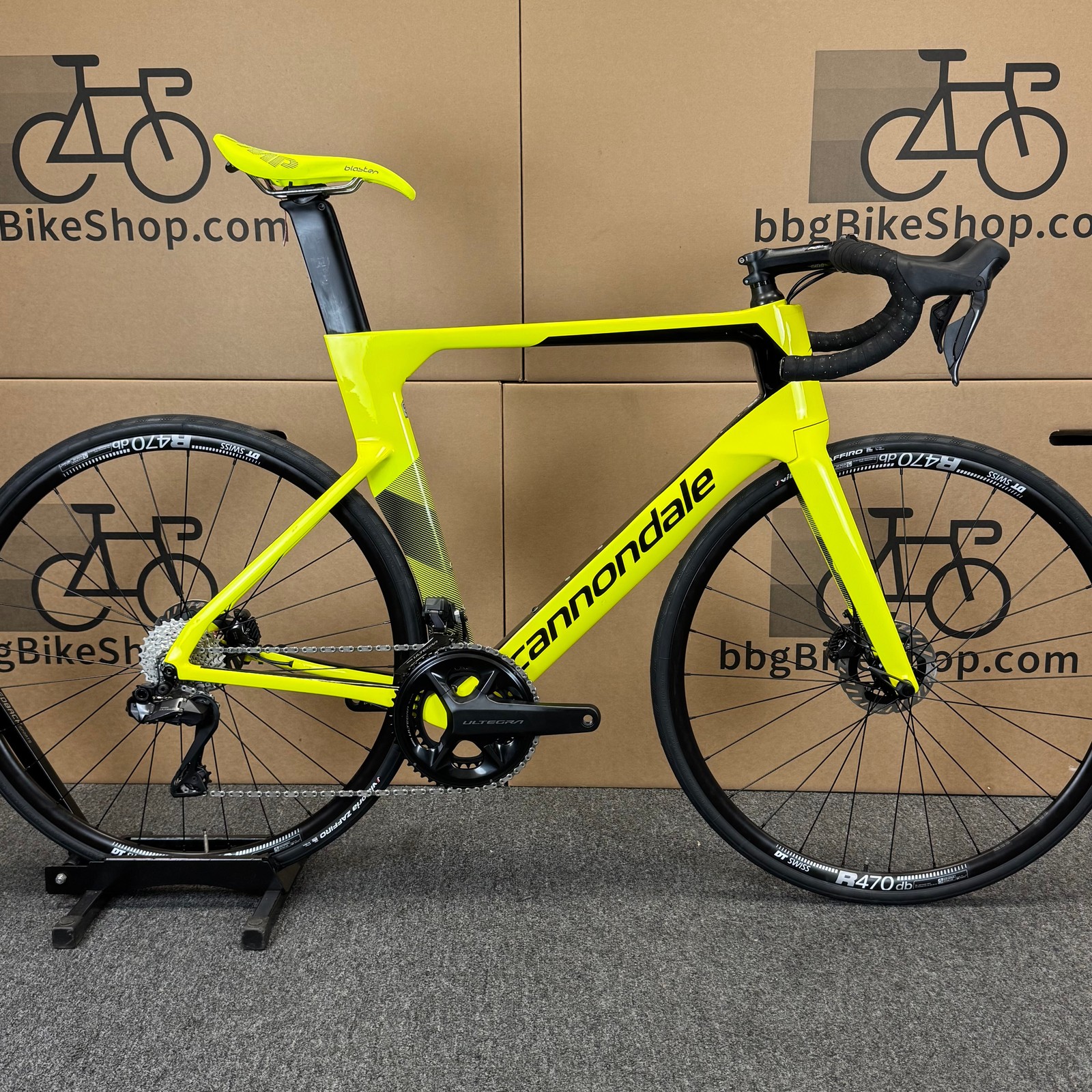 Used Cannondale SystemSix, 12-Speed Ultegra Di2, Carbon Road Bike-2019, 58cm Used Cannondale SystemSix, 12-Speed Ultegra Di2, Carbon Road Bike-2019, 58cm