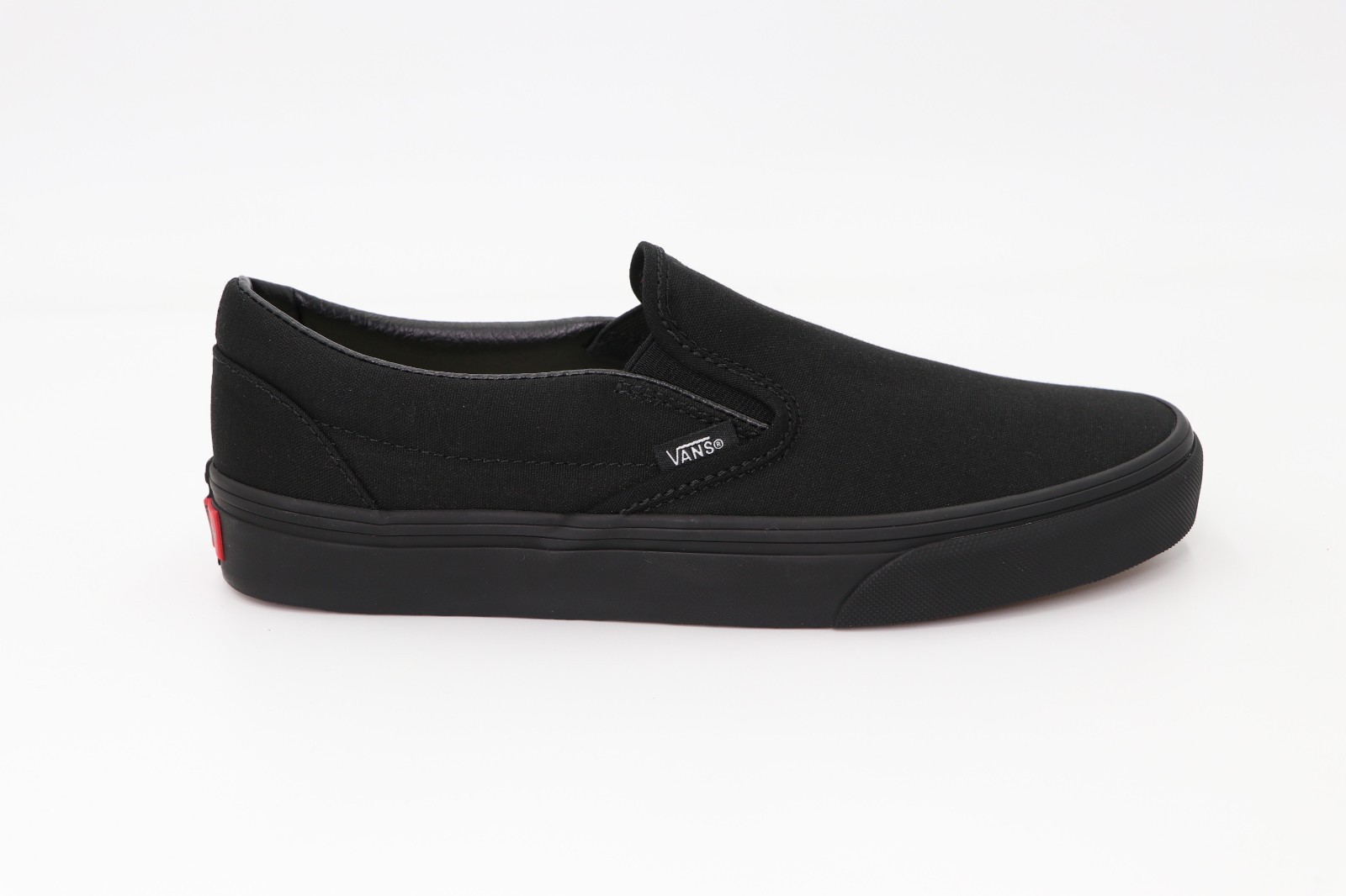 Vans New SlipOn Classic Sneakers Unisex Canvas Shoes All Colors Men's/Women's Vans New SlipOn Classic Sneakers Unisex Canvas Shoes All Colors Men's/Women's