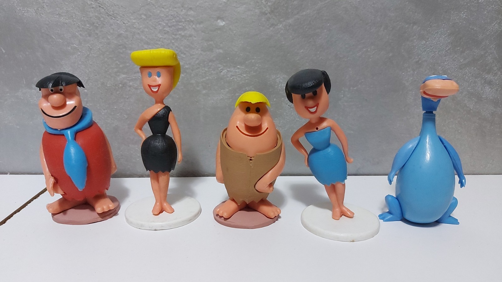 Vintage Hanna Barbera Flintstones Figures Lot - Fred, Wilma, Barney, Betty, Dino Vintage Hanna Barbera Flintstones Figures Lot - Fred, Wilma, Barney, Betty, Dino