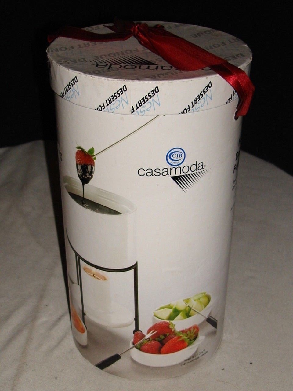NIB CASAMODA WHITE DELUXE FONDUE 16 PIECE NESTING DESSERT FONDUE SET NIB CASAMODA WHITE DELUXE FONDUE 16 PIECE NESTING DESSERT FONDUE SET