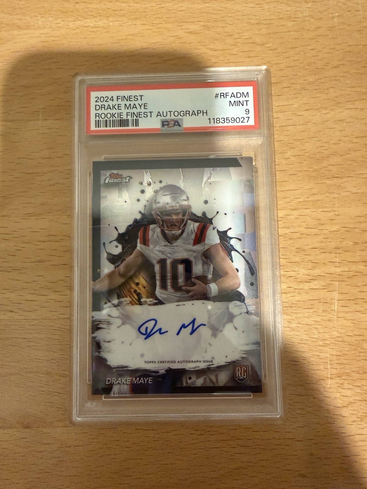 2024 Topps Finest - Rookie Finest Autographs Drake Maye #RFA-DM (AU RC) PSA 9 2024 Topps Finest - Rookie Finest Autographs Drake Maye #RFA-DM (AU RC) PSA 9