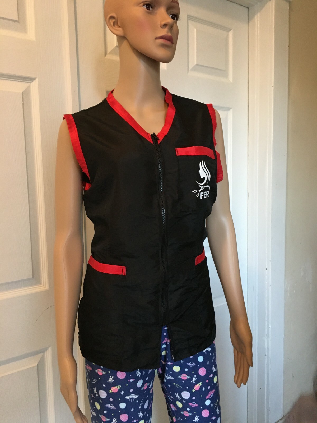dressing gown for salons and barbershops. Bata, blusa para salon y peluquería