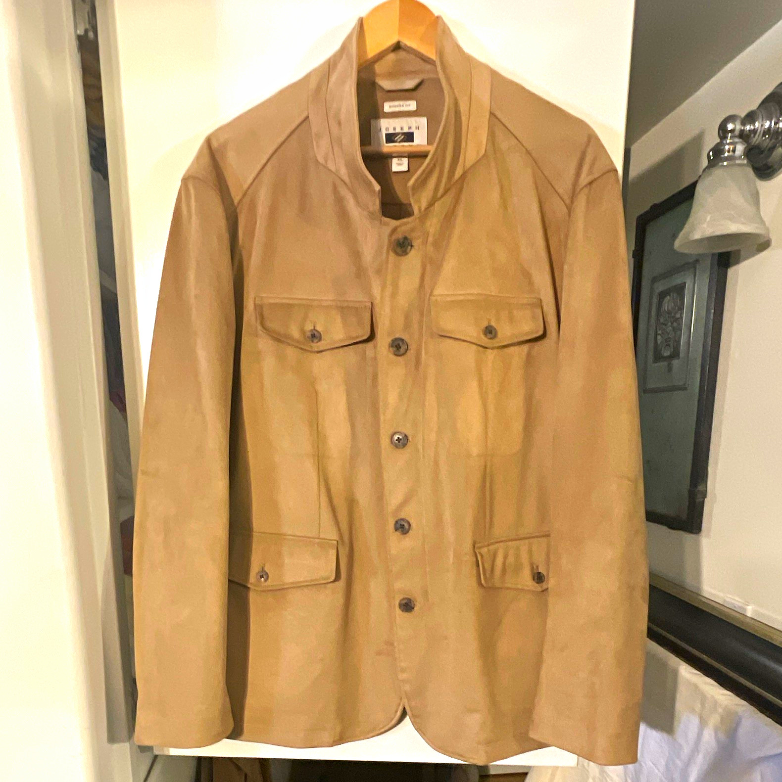 Joseph Abboud Men\'s Tan Jacket Modern Fit Full Zip Button Front Pockets. XL Joseph Abboud Men\'s Tan Jacket Modern Fit Full Zip Button Front Pockets. XL