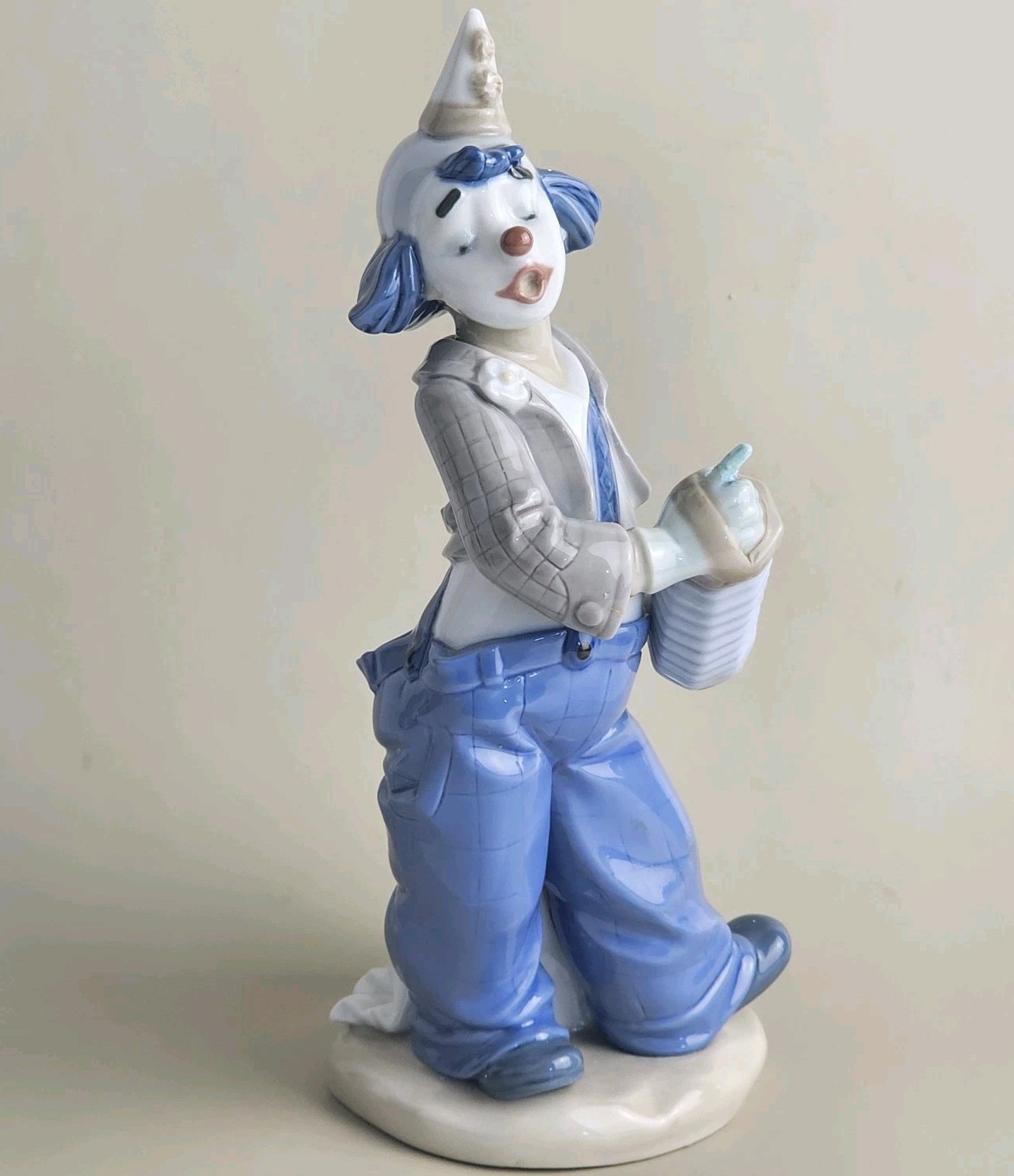 Nao by Lladro #0487 Concertina Hobo Clown Singing & Playing Accordion Repair