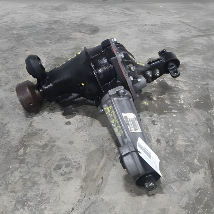 2005-2010 Jeep Grand Cherokee Front Axle Differential Carrier 3.73 Ratio OEM