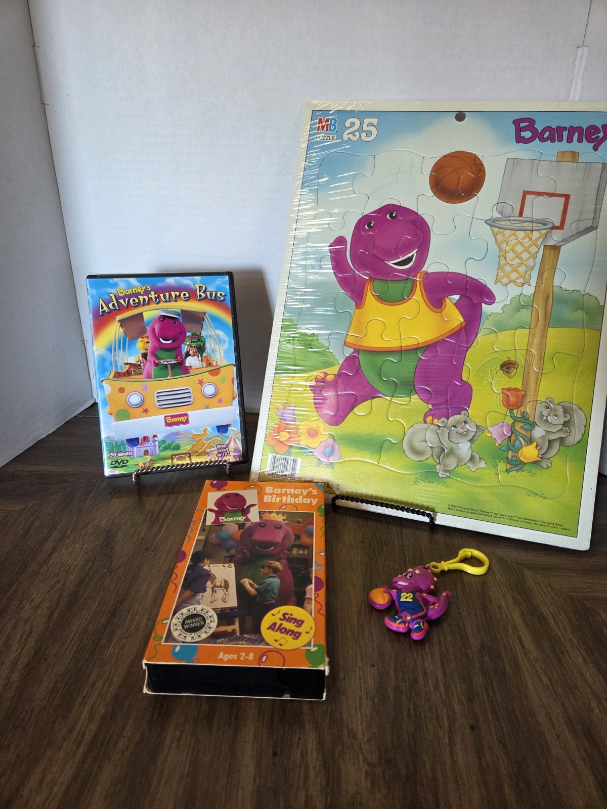 Barney Vintage 25-Piece Cardboard Jigsaw Puzzle, sealed dvd, vintage vhs, OOP Barney Vintage 25-Piece Cardboard Jigsaw Puzzle, sealed dvd, vintage vhs, OOP