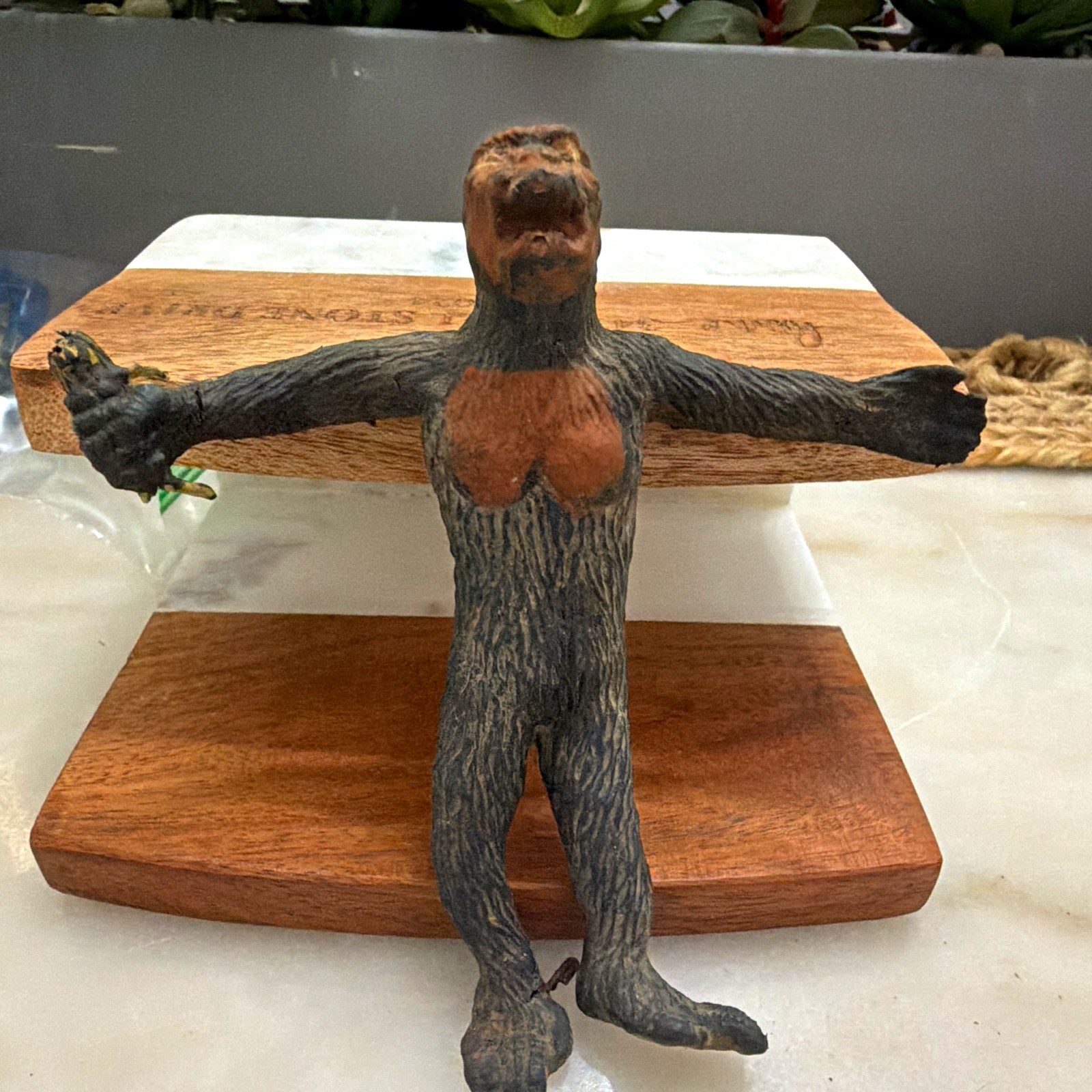 Vintage 1970s Bendable King Kong Toy Figure RKO General Marked #6217 w/Fay Wray Vintage 1970s Bendable King Kong Toy Figure RKO General Marked #6217 w/Fay Wray