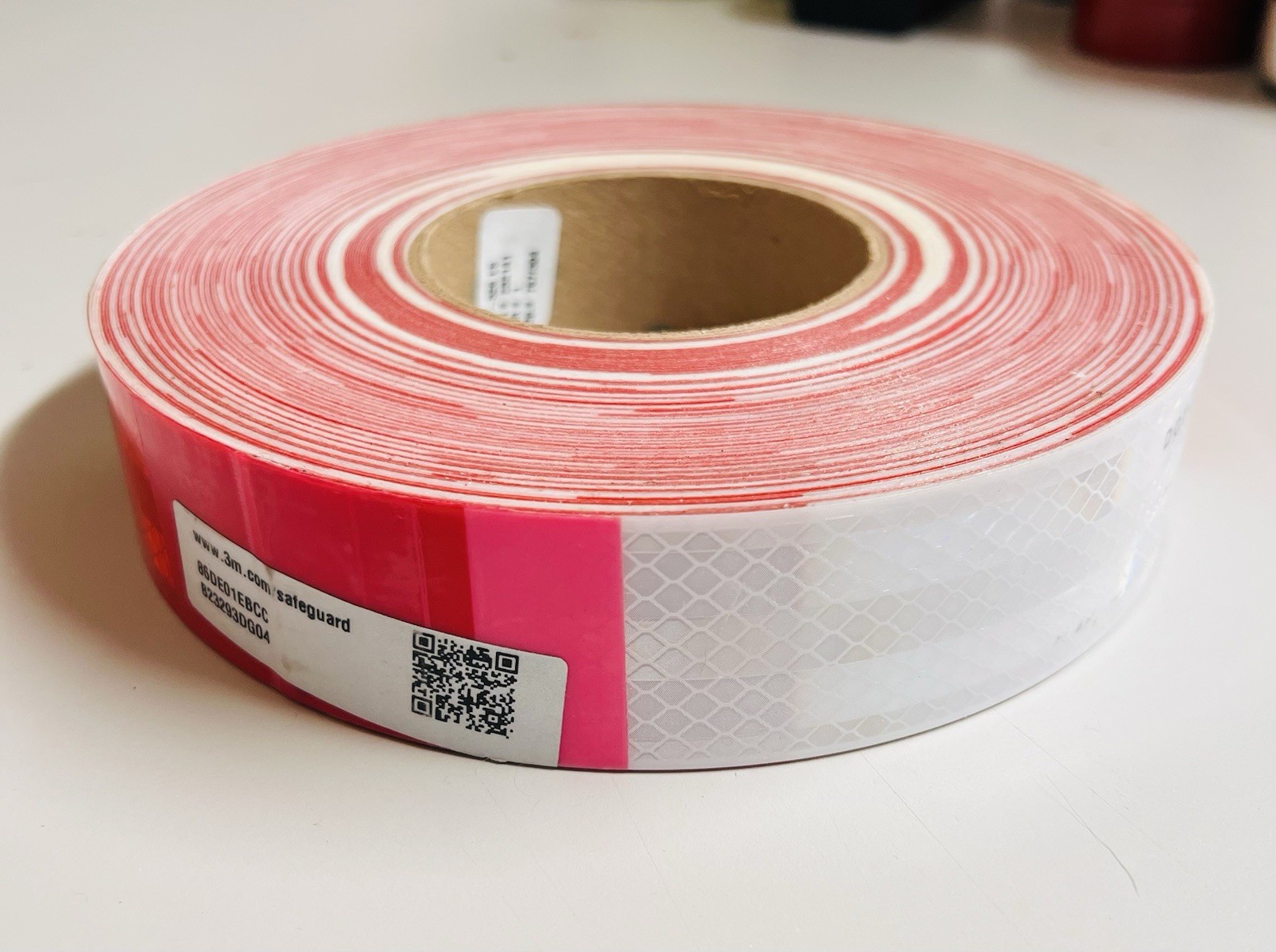 3M DOT-C2 Approved Reflective Conspicuity Tape • Red/White • 2” X 150’ • 983-326 3M DOT-C2 Approved Reflective Conspicuity Tape • Red/White • 2” X 150’ • 983-326