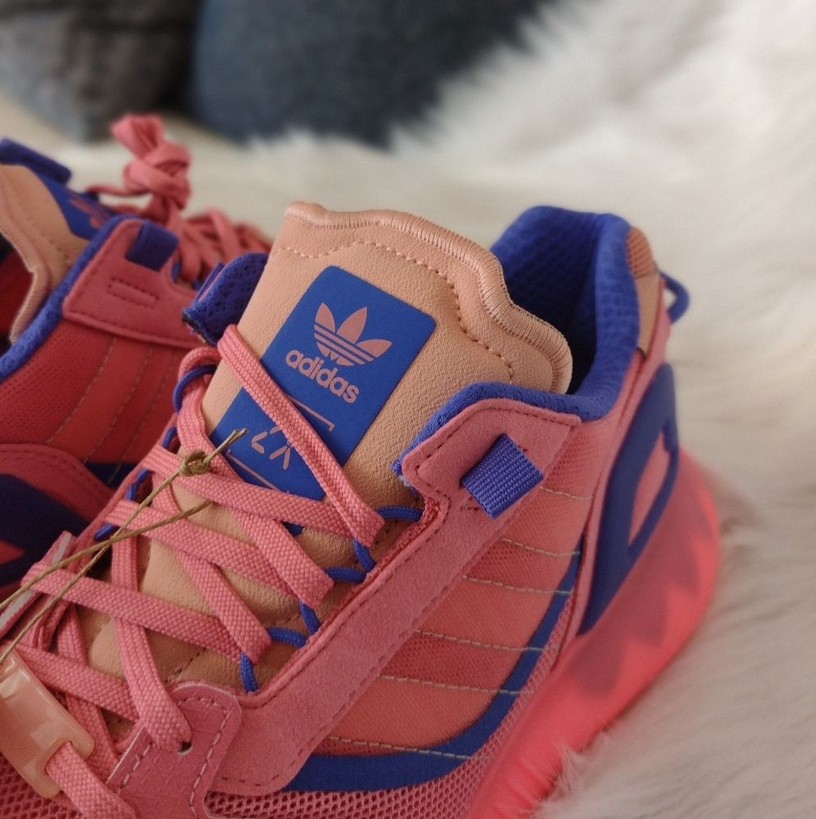 RARE EDITION Adidas Boost sneakers RARE EDITION Adidas Boost sneakers