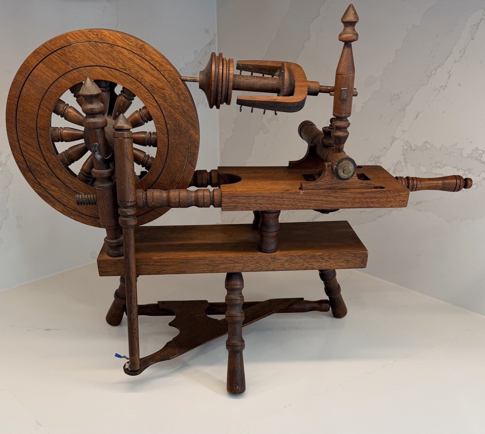 Vtg 1980 Vernon Torberson Saxony Spinning Wheel Handcrafted Wood 21