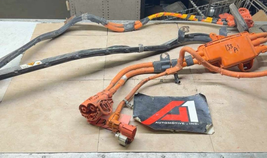 2010-12 FORD ESCAPE 10-11 MARINER HYBRID Battery Power Charging Cables Plug Cord