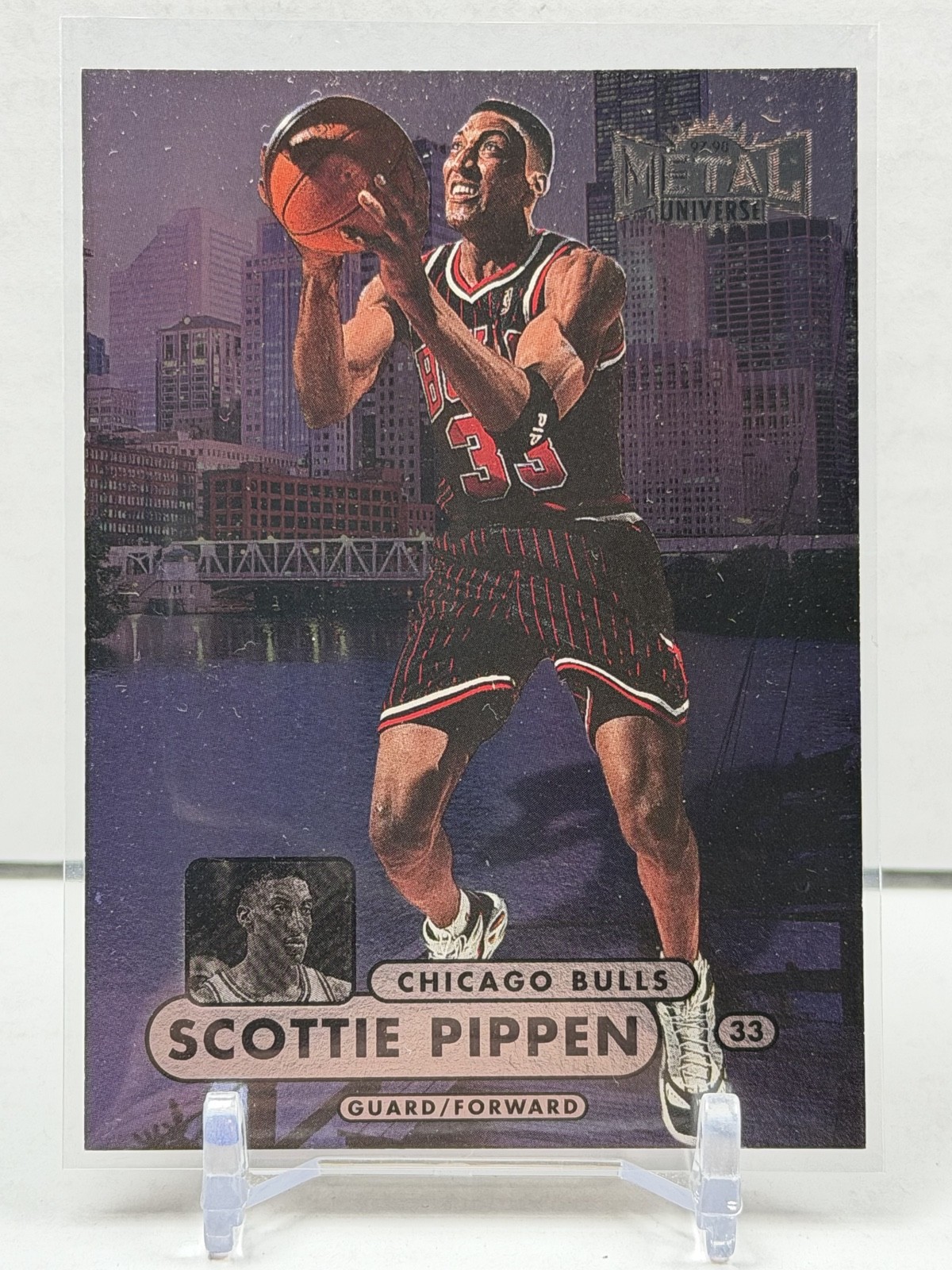 1997-98 Skybox Metal Universe Championship Preview - Scottie Pippen #85 1997-98 Skybox Metal Universe Championship Preview - Scottie Pippen #85