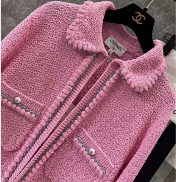 Pre-Owned Luxury Chanel Pink Wool Cotton Silk Cardigan Jacket Size 38 Pre-Owned Luxury Chanel Pink Wool Cotton Silk Cardigan Jacket Size 38