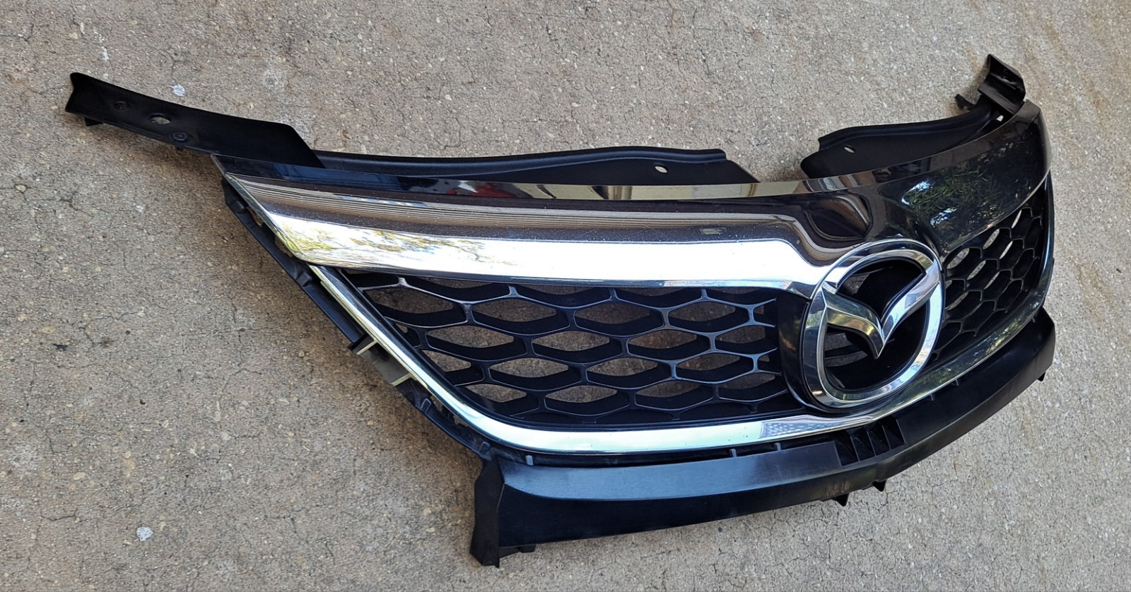 2010 2011 2012 Mazda CX9 CX-9 Front Grille Upper Chrome & Black  
