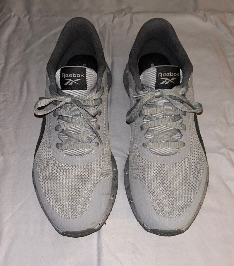 Size 12 - Reebok Zig Pure Grey Black, sneaker, gym, comfortable running shoe Size 12 - Reebok Zig Pure Grey Black, sneaker, gym, comfortable running shoe