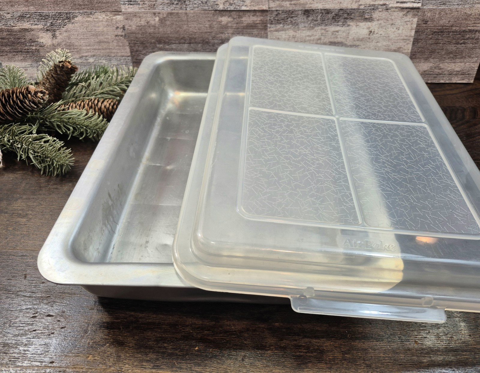 Vintage Air-Bake Insulated Double Walled Cake Pan with Handles with Fitted Cover Vintage Air-Bake Insulated Double Walled Cake Pan with Handles with Fitted Cover