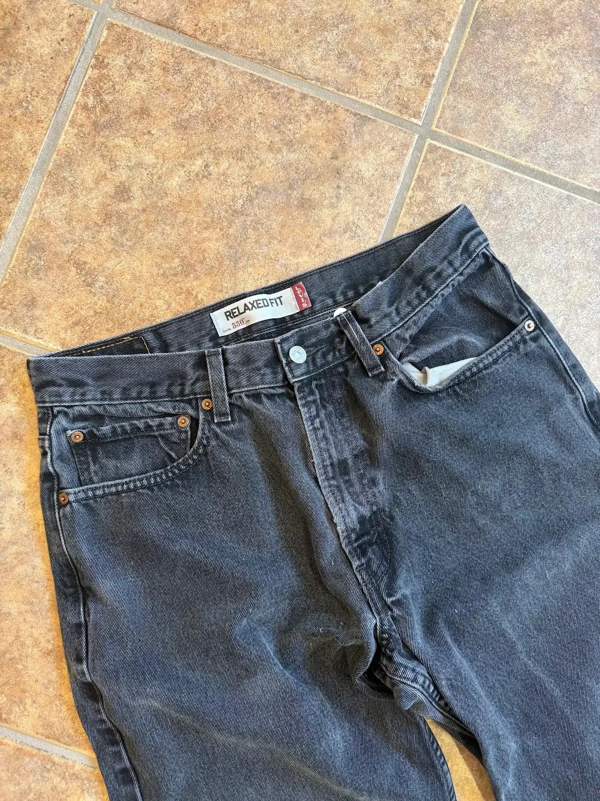 Vintage 00\'s Levi\'s 550 Relaxed Fit Black Made In Mexico Jeans 34x29 Vintage 00\'s Levi\'s 550 Relaxed Fit Black Made In Mexico Jeans 34x29