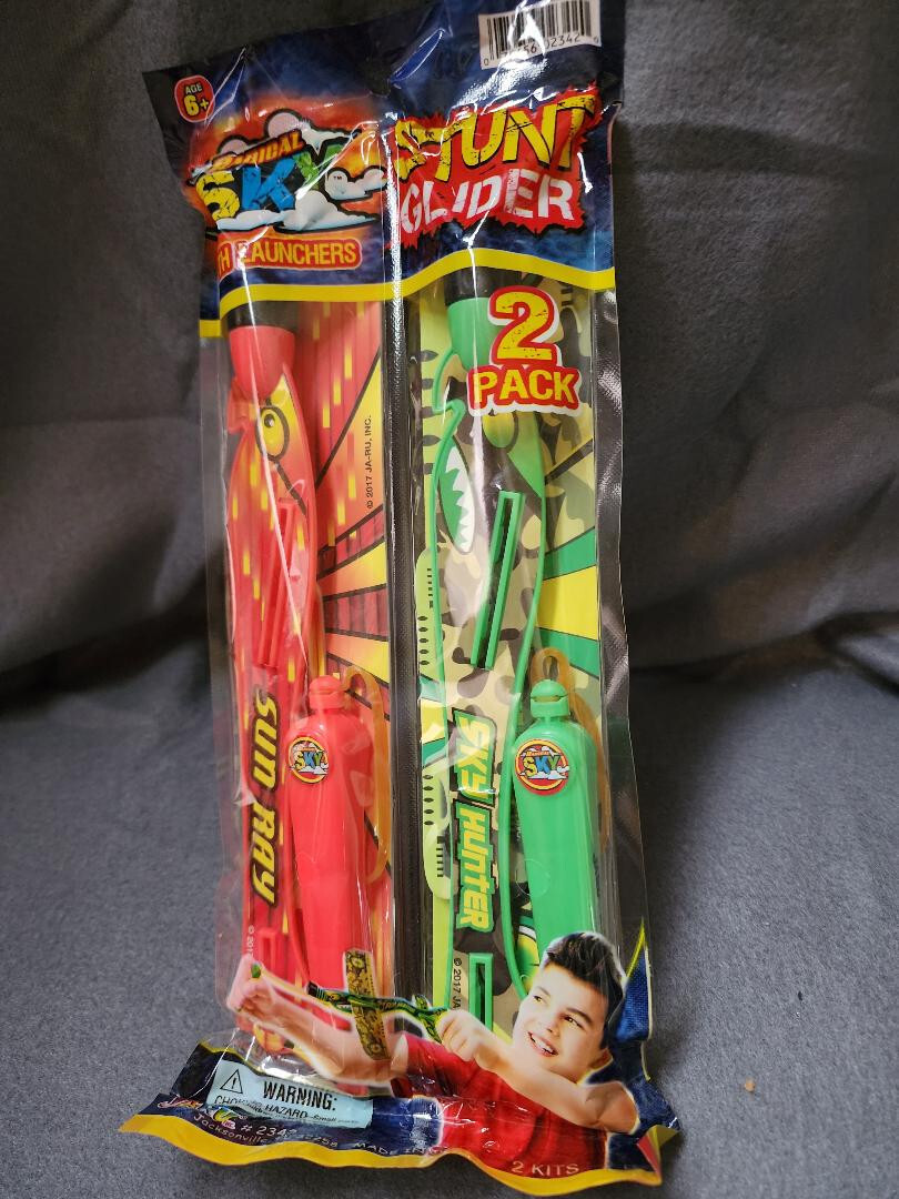 JA RU TOYS RADICAL SKY STUNT GLIDER WITH LAUNCHERS 2 PACK SKY HUNTER SUN RAY