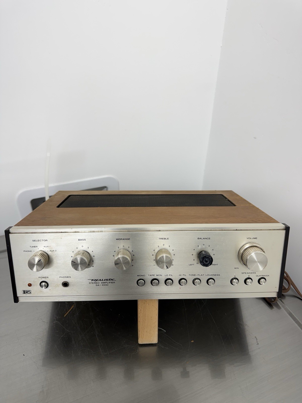Vintage Realistic SA-1000 StereoIntegrated Amplifier 31-1980