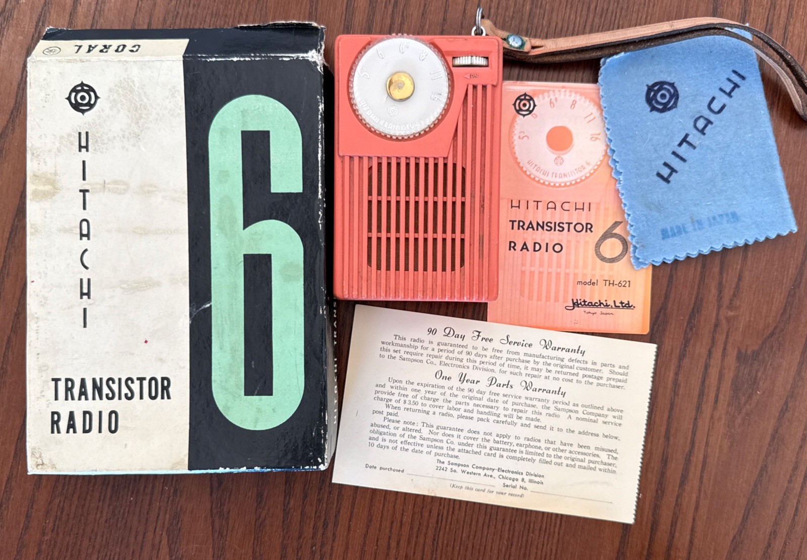 VTG 1957/58 Coral Hitachi Transistor 6 Model TH-621 Radio w/ Original Box Manual VTG 1957/58 Coral Hitachi Transistor 6 Model TH-621 Radio w/ Original Box Manual