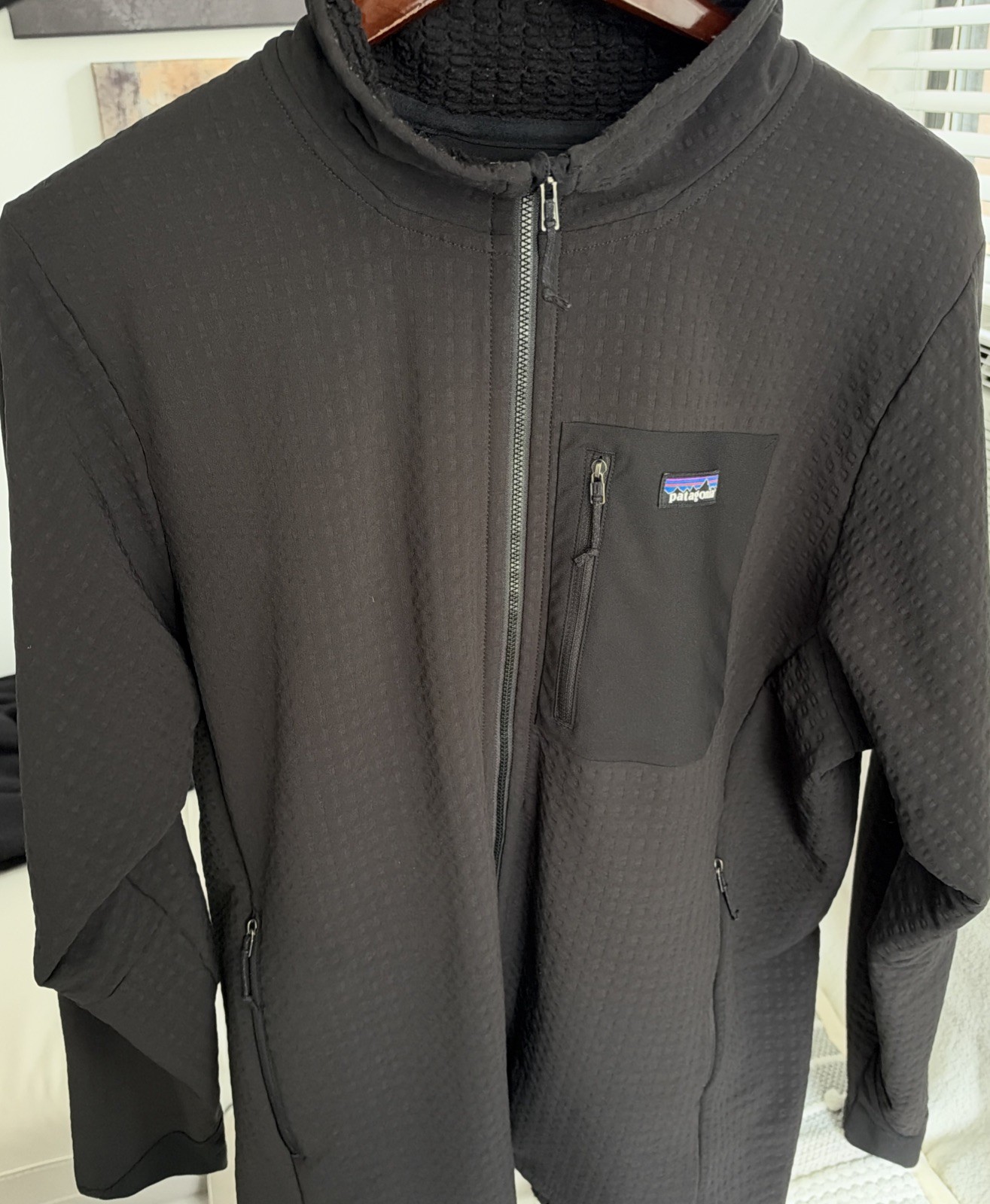 Patagonia Men\'s Black Full Zip Fleece Jacket Stand-Up Collar Zipped Pocket L Patagonia Men\'s Black Full Zip Fleece Jacket Stand-Up Collar Zipped Pocket L