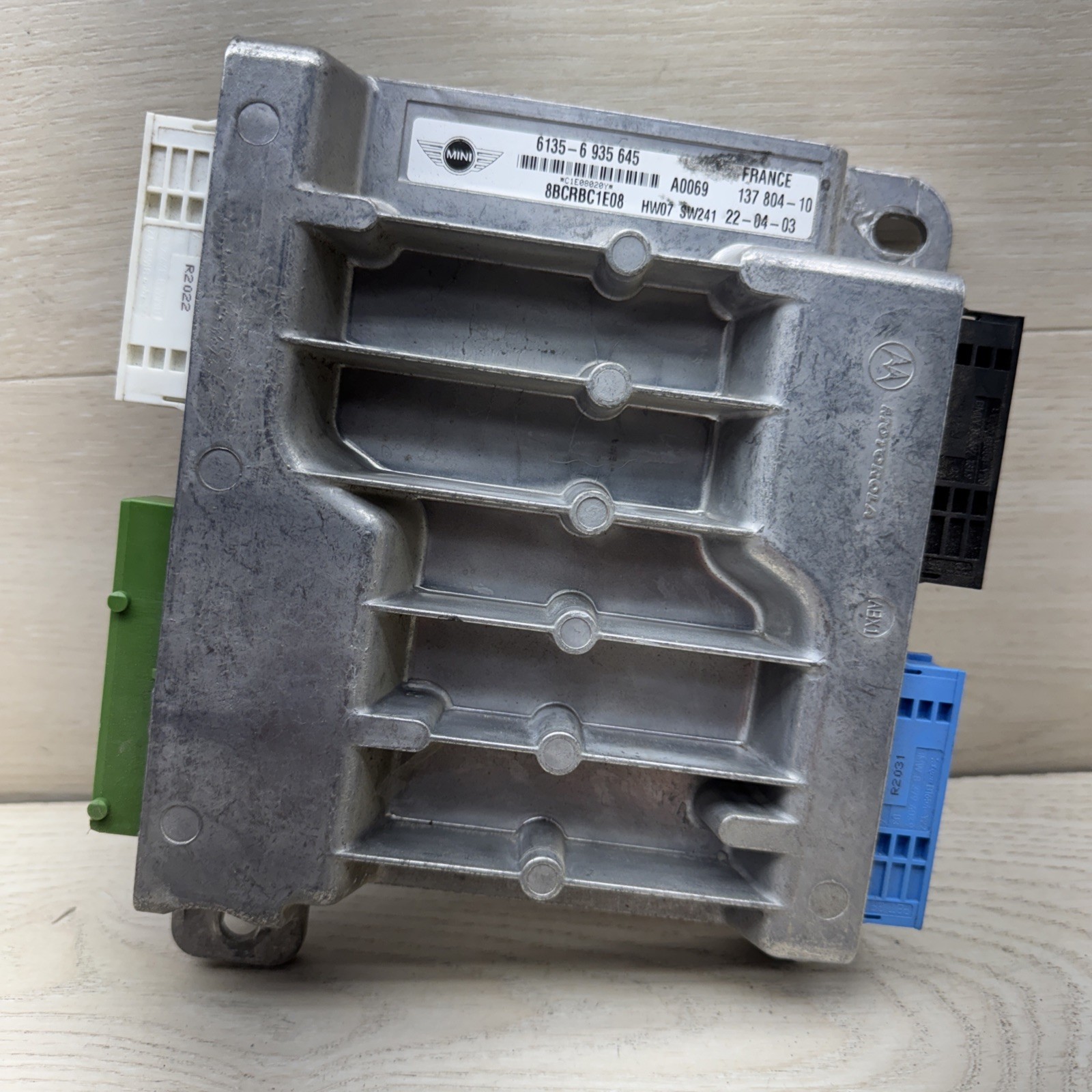 02-06 Mini Cooper Body Control Module Computer BCM 6135-6 935 645