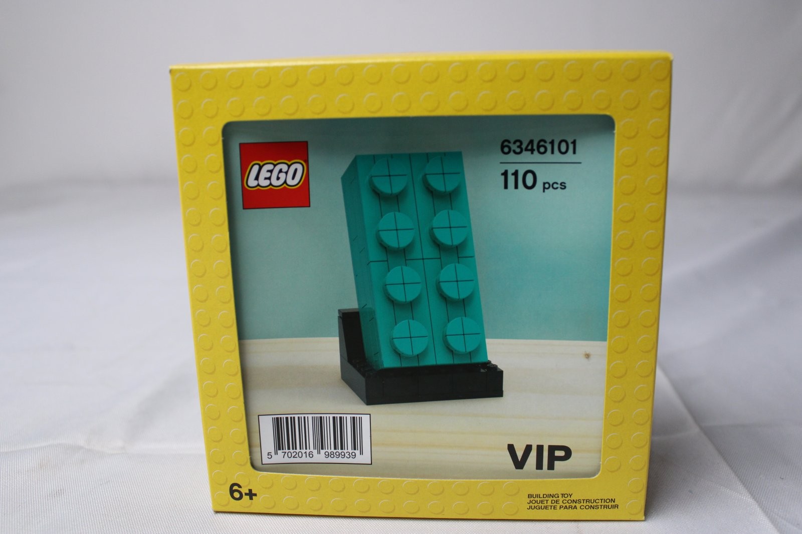 Lego VIP Buildable 2x4 Teal Brick 6346101 New Factory Sealed 110pcs *Retired* Lego VIP Buildable 2x4 Teal Brick 6346101 New Factory Sealed 110pcs *Retired*