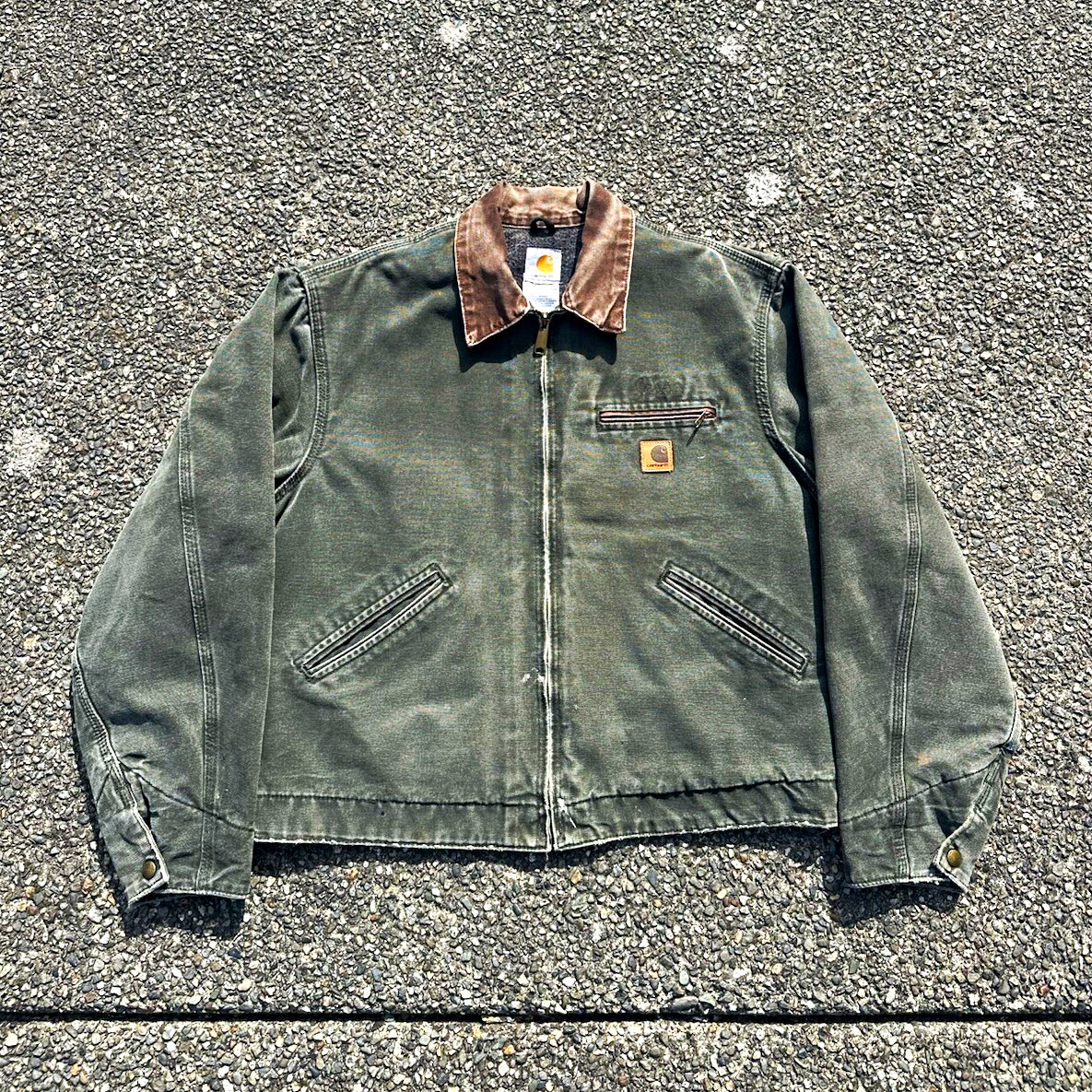 Vintage Carhartt J97 MOS Detroit Jacket Size Large Vintage Carhartt J97 MOS Detroit Jacket Size Large