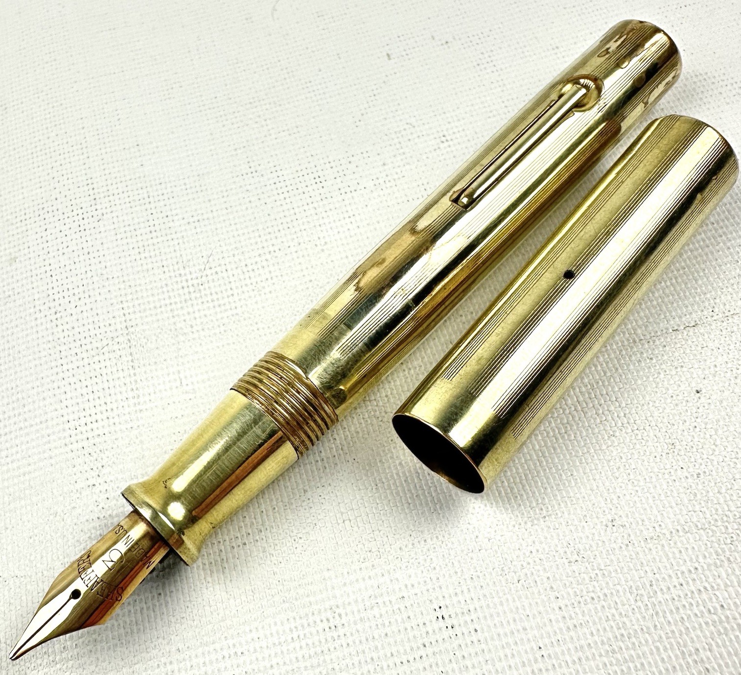Vintage Sheaffer’s Gold Filled Ring Top  Fountain Pen 14k Gold #3 Nib New Sac