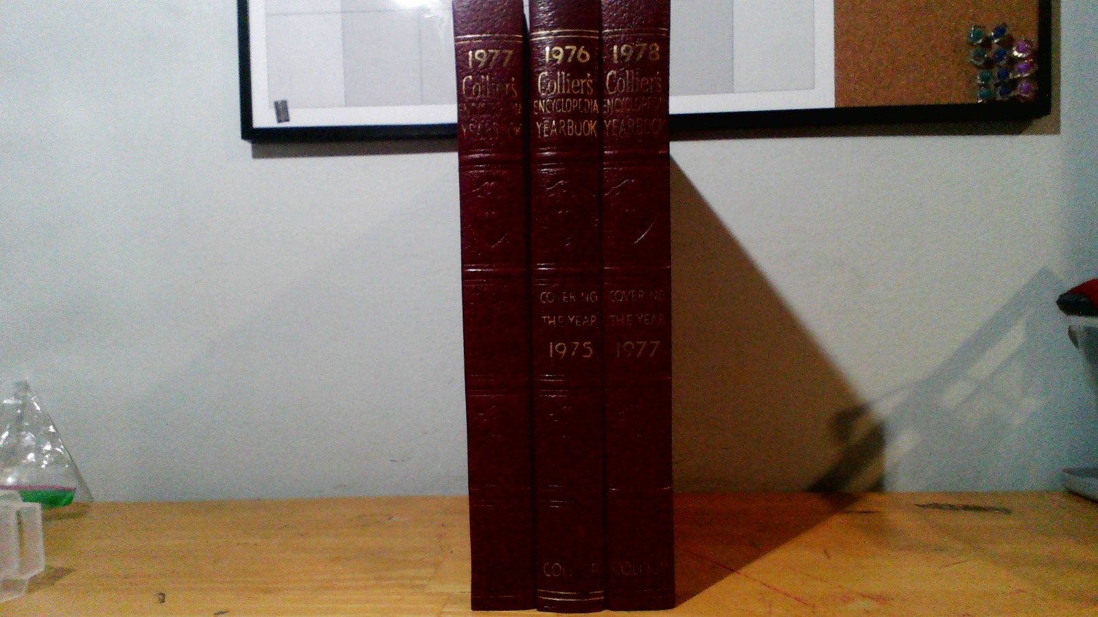 Colliers Yearbook 1976-1978 Replacement Events of 1975-1977 Red Gold Encyclopedi