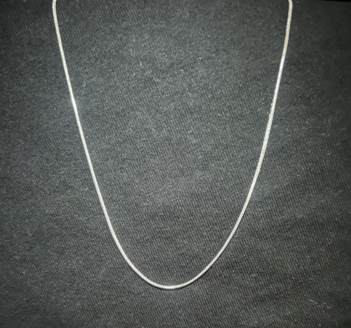 925 Sterling Solid Silver Plated 1mm Snake Chain Necklace 18inch 925 Sterling Solid Silver Plated 1mm Snake Chain Necklace 18inch