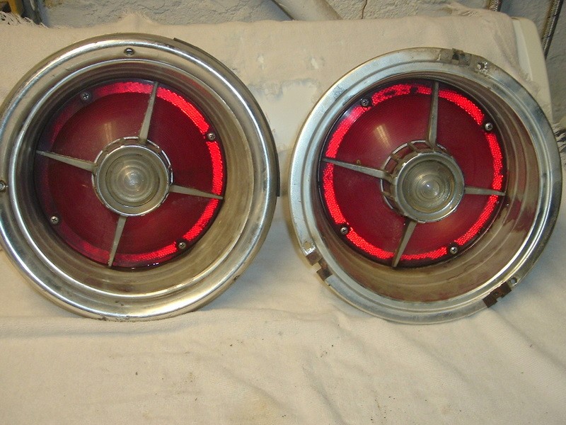 Two 1963 Ford Galaxie 500 Tail Light Bucket & Lens Assembly Vintage SAE-R-63FD Two 1963 Ford Galaxie 500 Tail Light Bucket & Lens Assembly Vintage SAE-R-63FD
