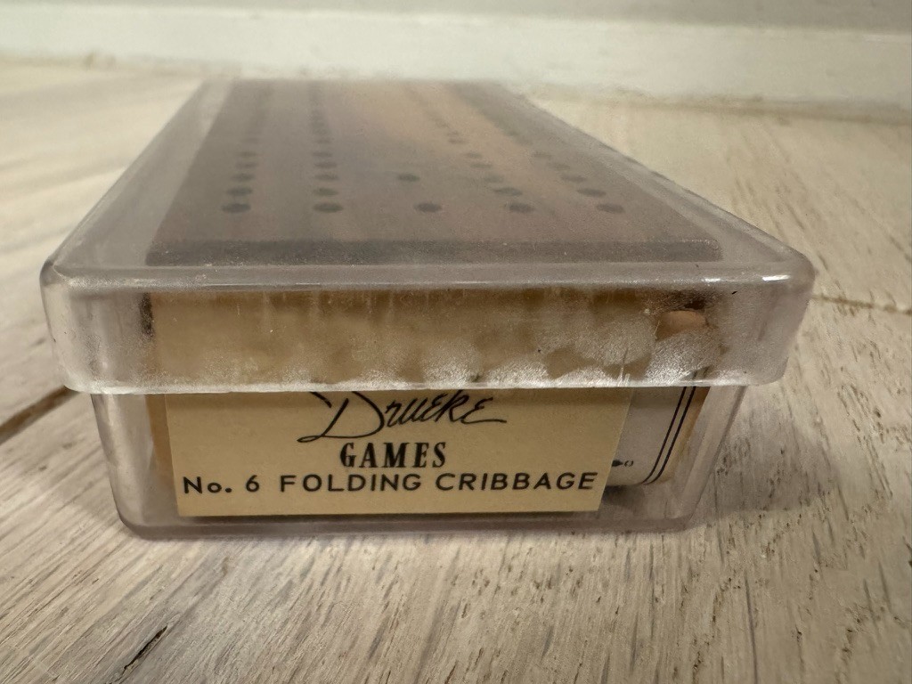 Vintage Drueke No 6 Folding Wood Cribbage Board with 5 Pegs & Case Instructions Vintage Drueke No 6 Folding Wood Cribbage Board with 5 Pegs & Case Instructions