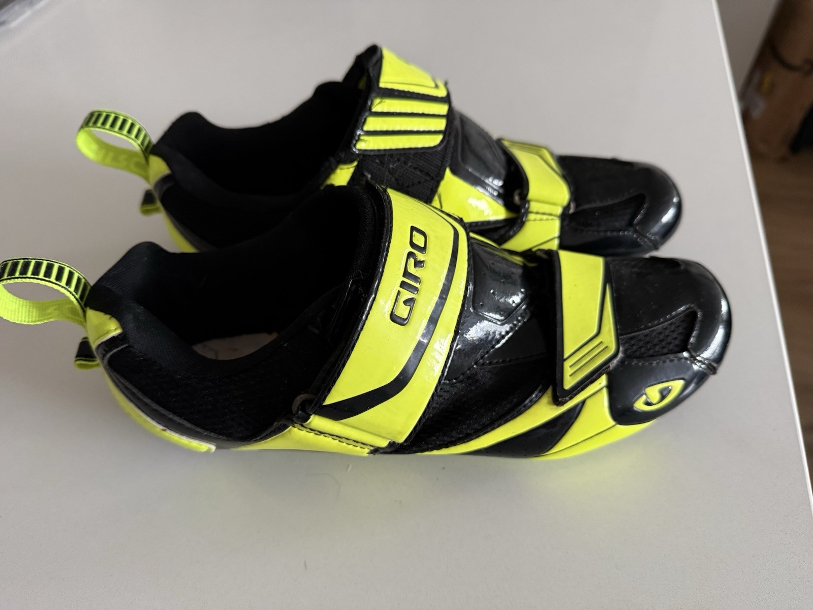 Giro Men\'s Cycling Shoes EU 43/Us 9.5 Giro Men\'s Cycling Shoes EU 43/Us 9.5