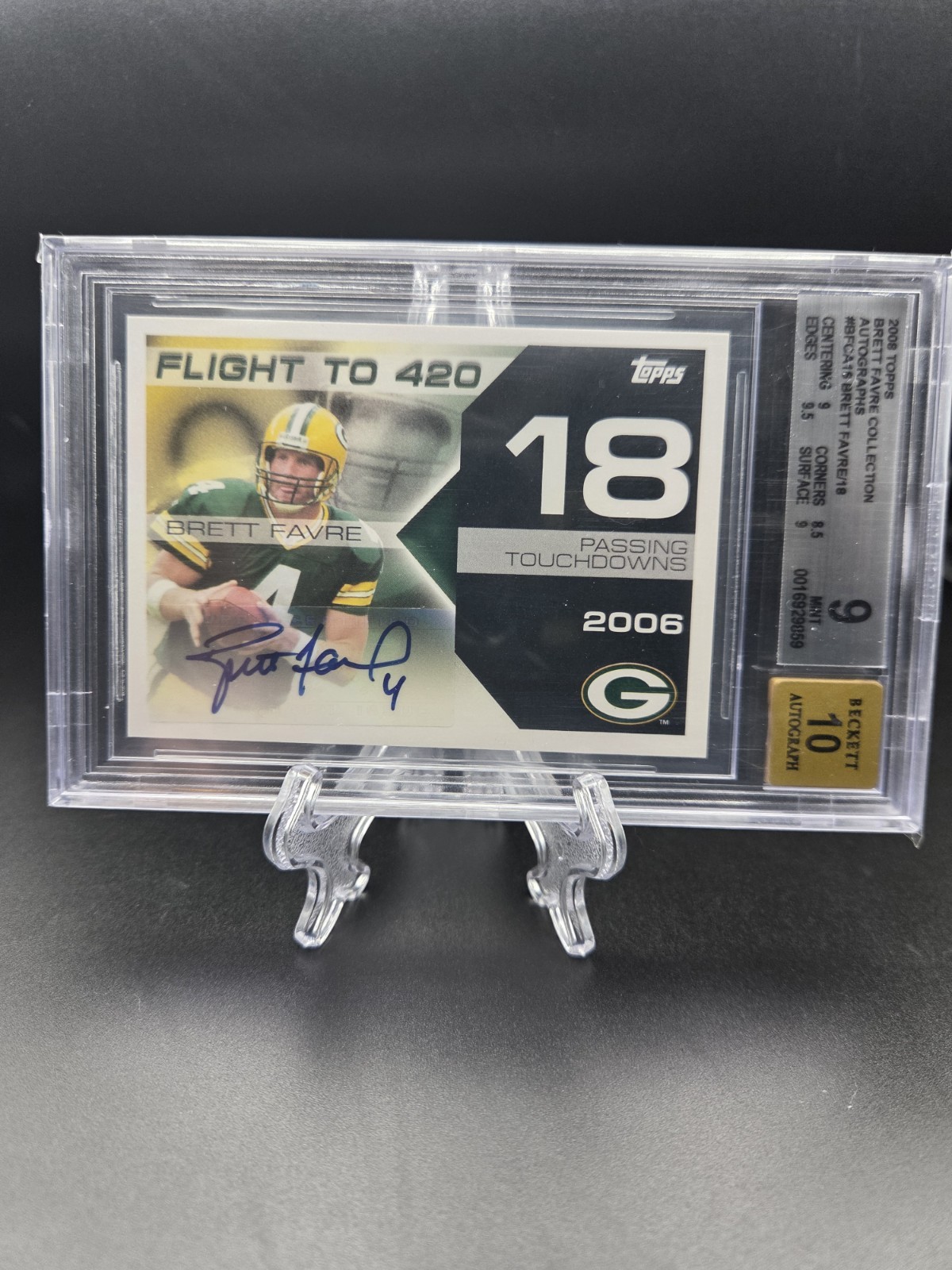 2008 Brett Favre Auto Autograph Topps BGS 9/10 Sp /18 2008 Brett Favre Auto Autograph Topps BGS 9/10 Sp /18